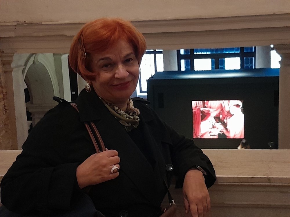 Lingvistkinja Renata Šamo na izložbi u Veneciji
